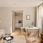 Lokka I 1 & 2-bedroom Apartmán *