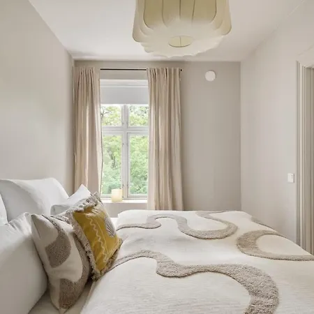 Dinbnb Gruenerlokka I 1 & 2-bedroom Apartament *